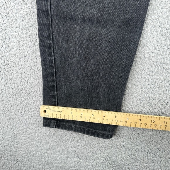 Vintage Levis 560 Loose Fit Tapered Leg Jeans Mens 30x32 Black Denim USA - Picture 4 of 12